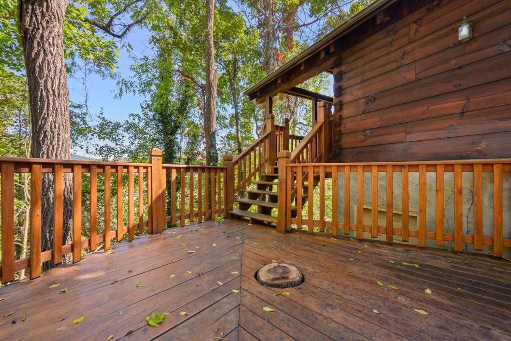 Do Not Disturb - Smoky Mountain Cabin, Hot Tub, Fireplace Сasa de vacaciones